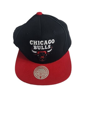 Mitchell & Ness Chicago Bulls Basic Snapback Hat/Cap Black/Red - NEW W TAGS